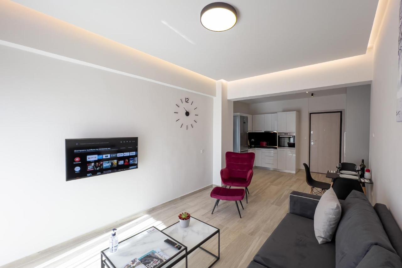 Lux Palace Trikala Bagian luar foto